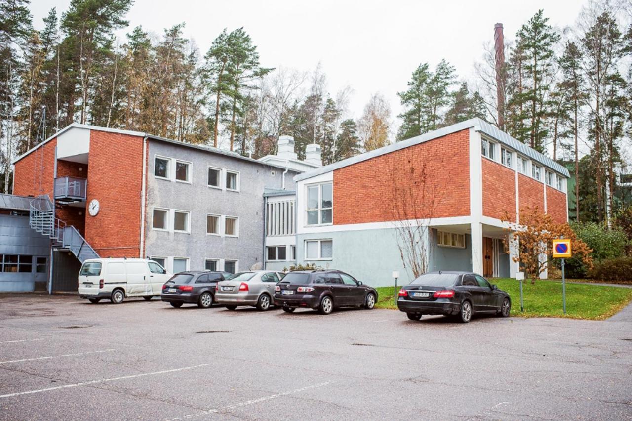 Forenom Hostel Espoo Otaniemi Bagian luar foto